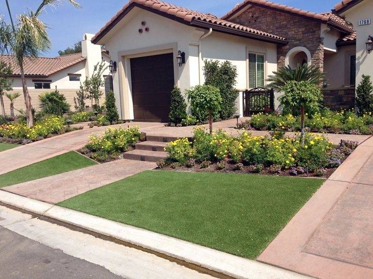 Rectangular Garden Landscape