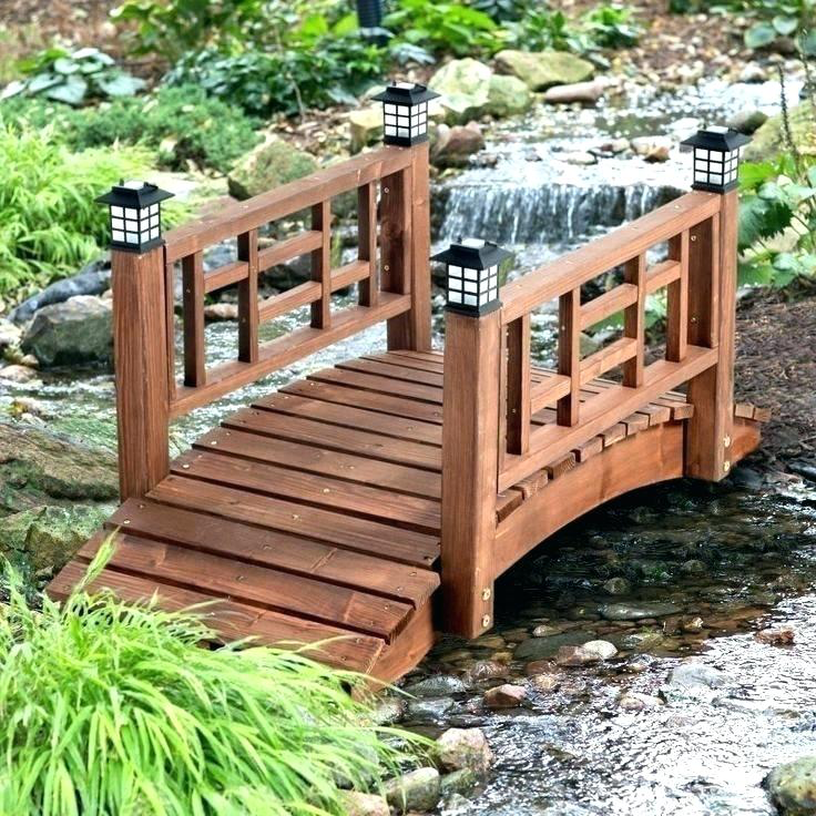Greathousegardenbakcyardwithwoodenbridgefenceideasbackyard