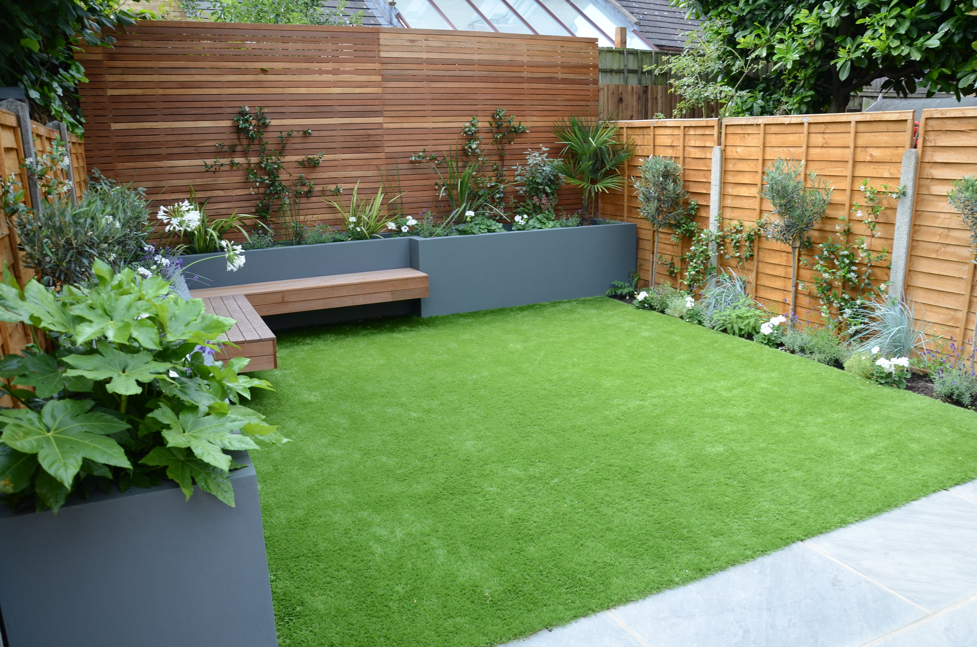 Small Garden Design Fake Grass Low Mainteance Contempoary Design Sleek