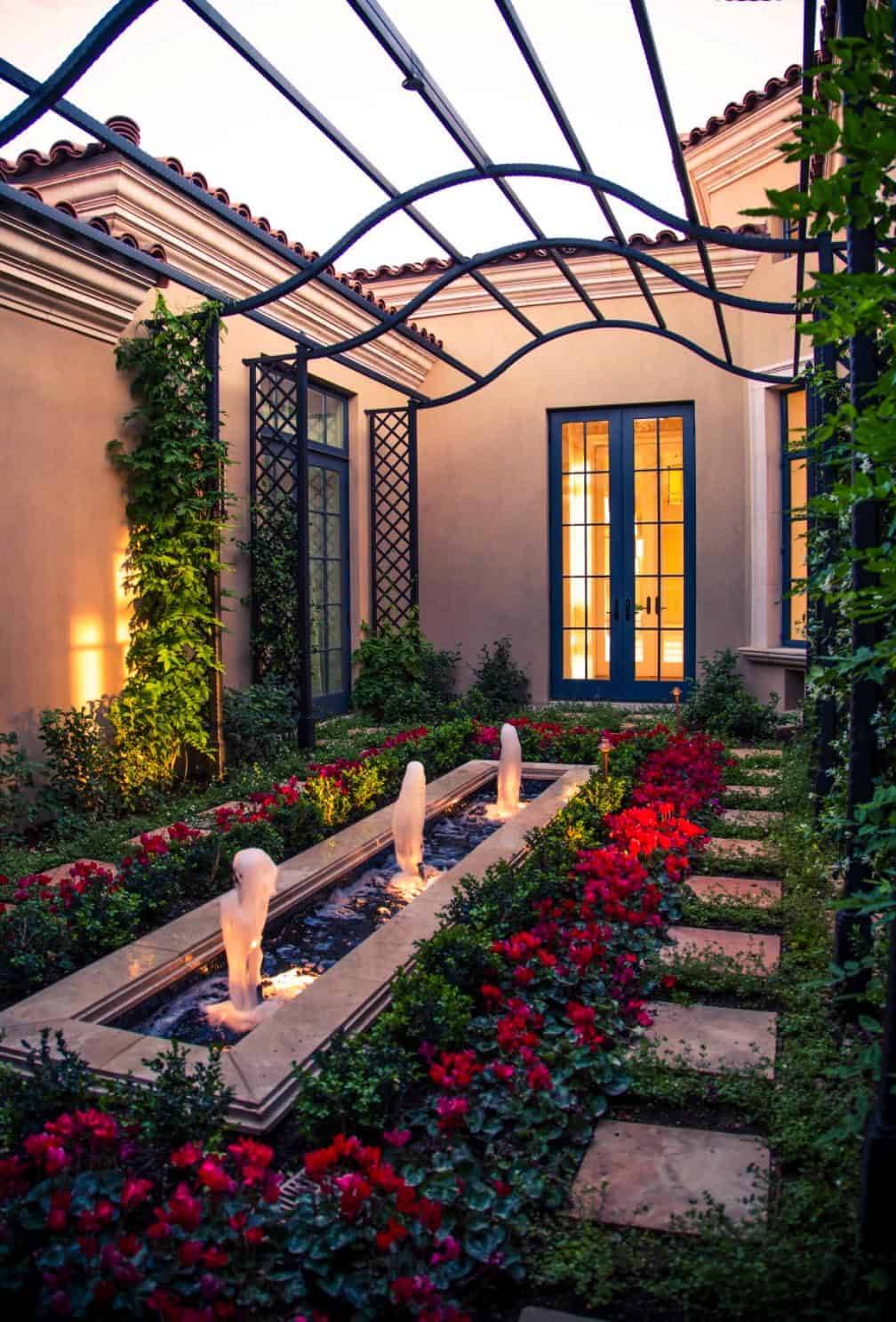 Meditteranean Courtyard Tuscan Garden Design