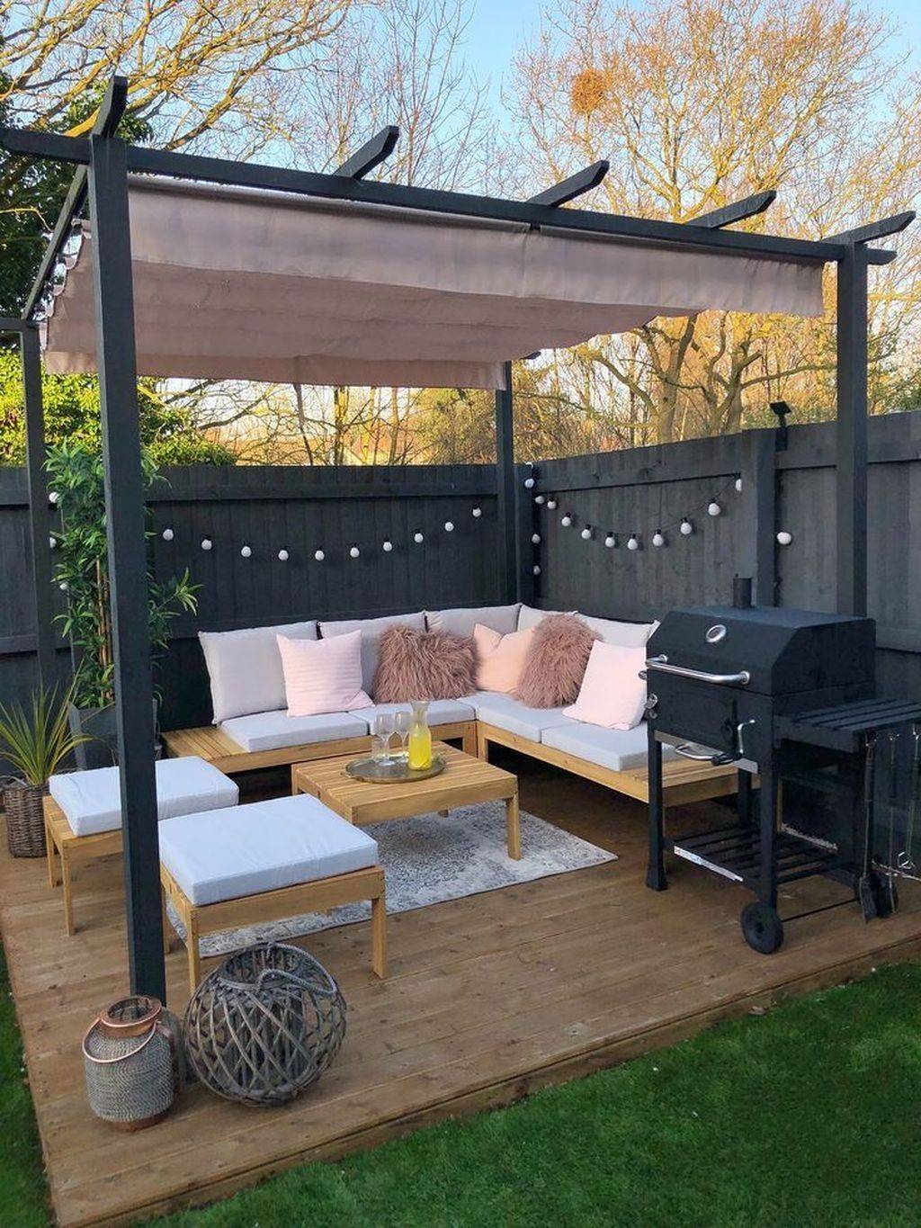 Minimalist Garden Furniture Ideas