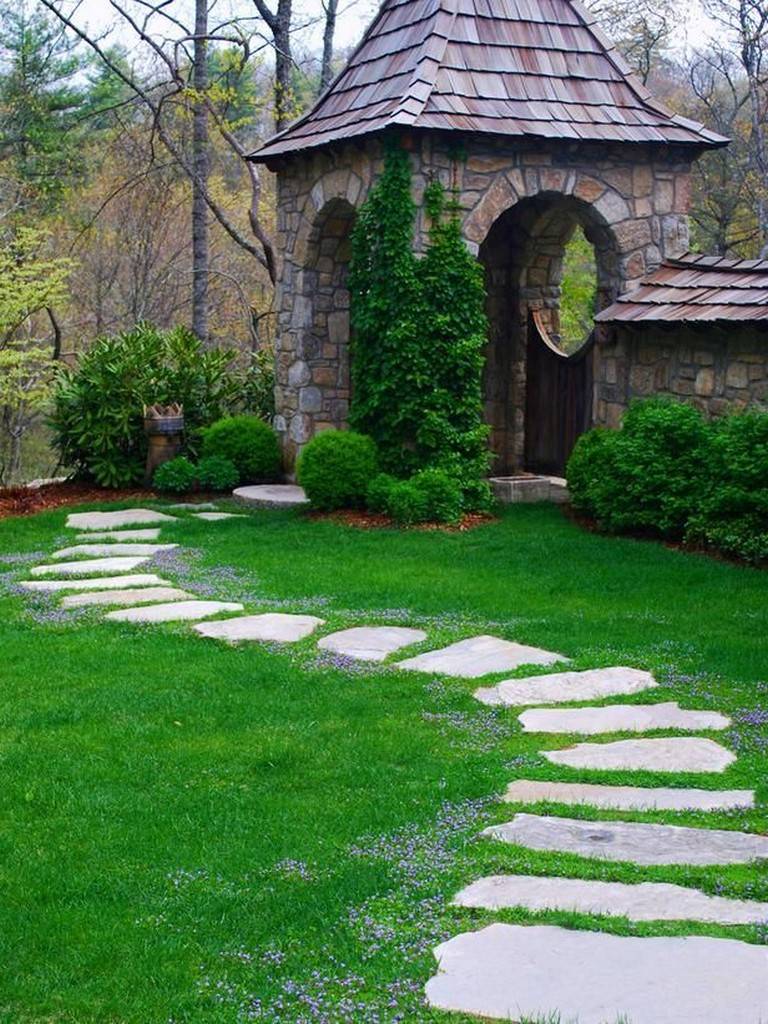 Beautiful Backyard Garden Path
