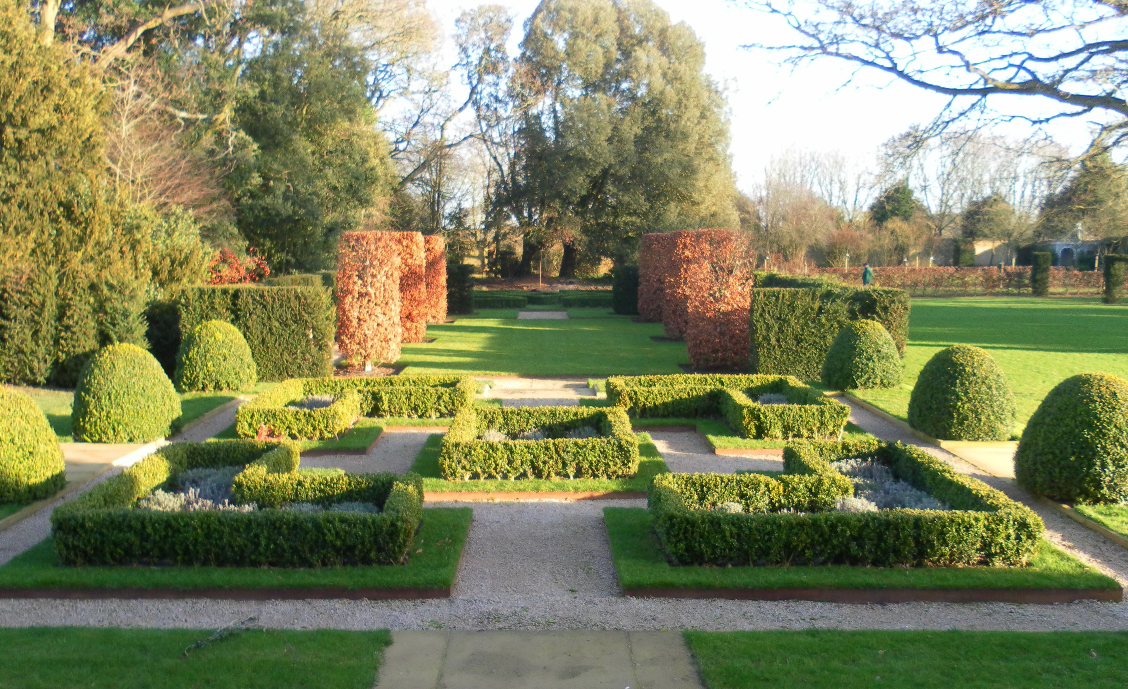 Fascinating Exquisite Italian Garden Design