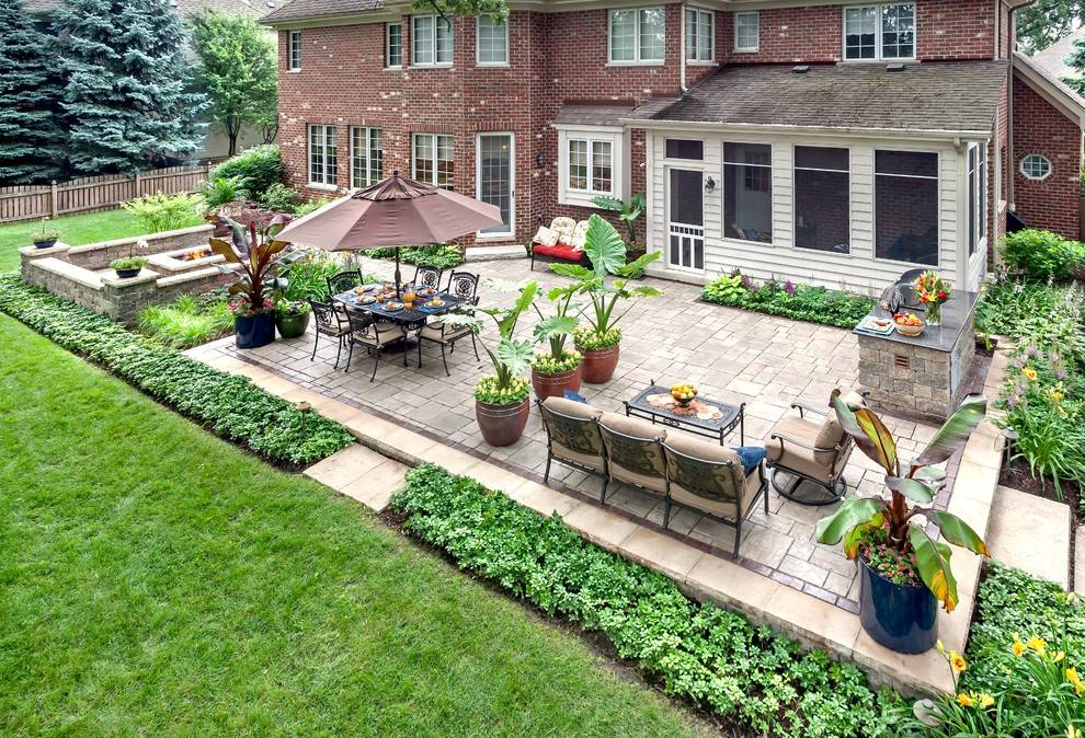A Traditional Home Completehome