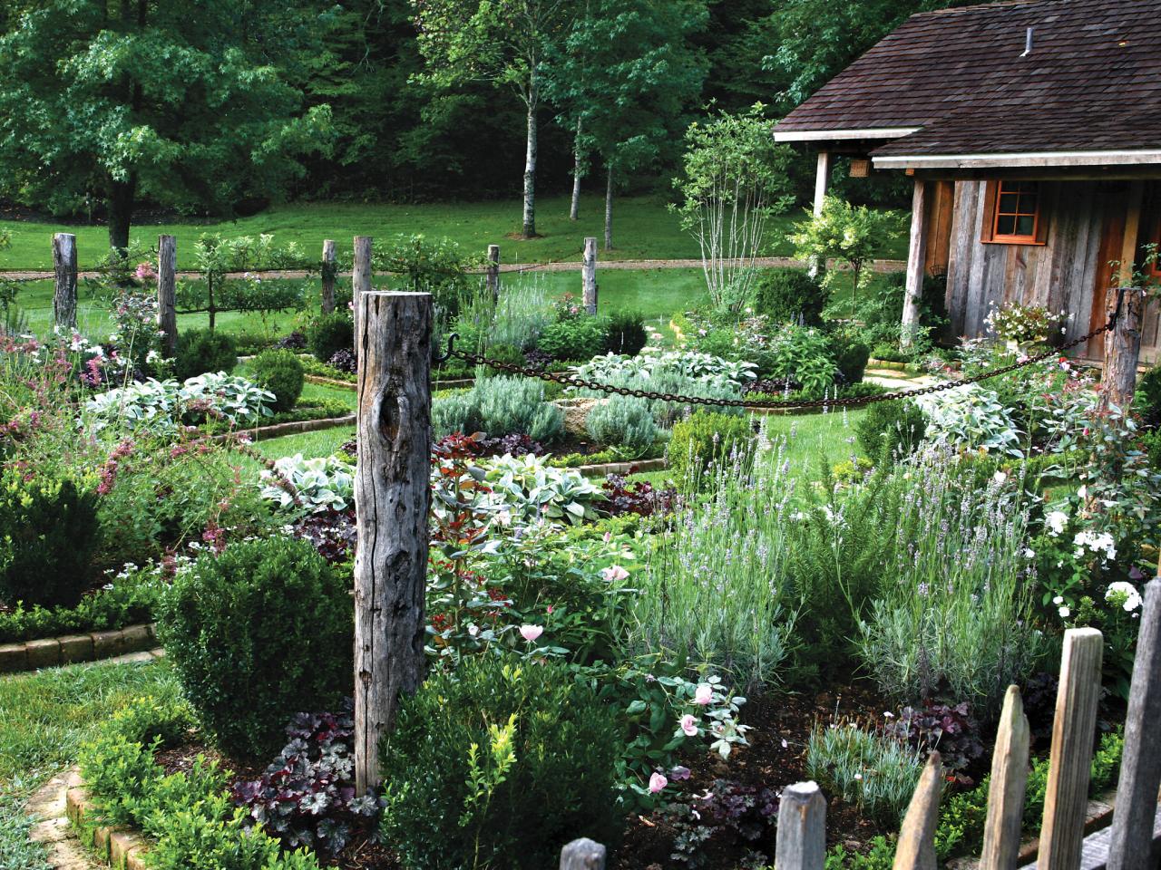 Nice Kitchen Garden