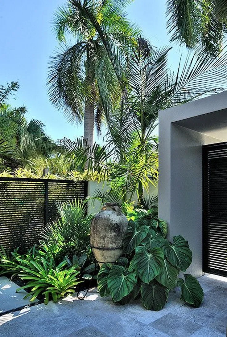 Front Garden Idea Tropical Garden Design