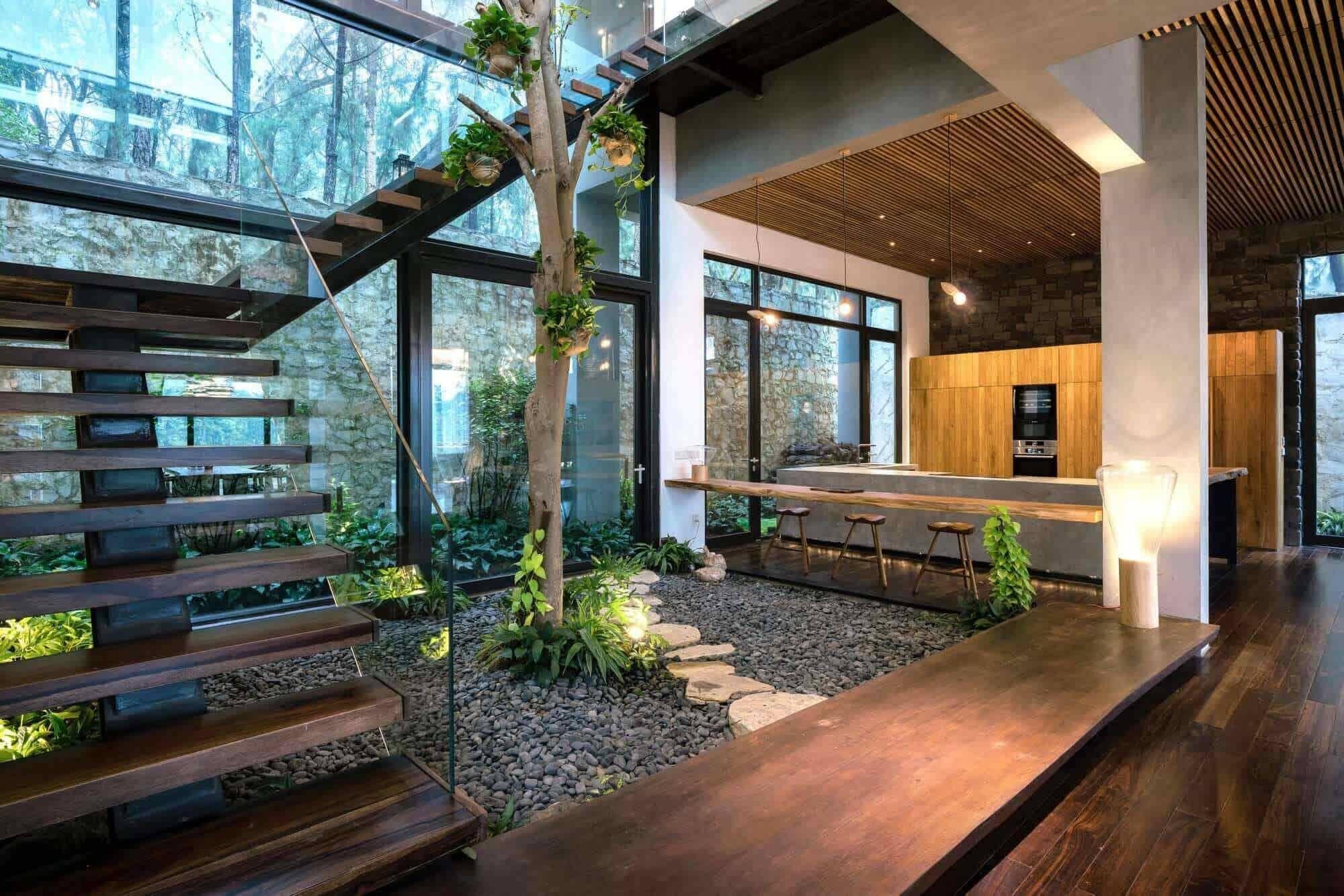 Most Sensational Interior Courtyard Garden Ideas