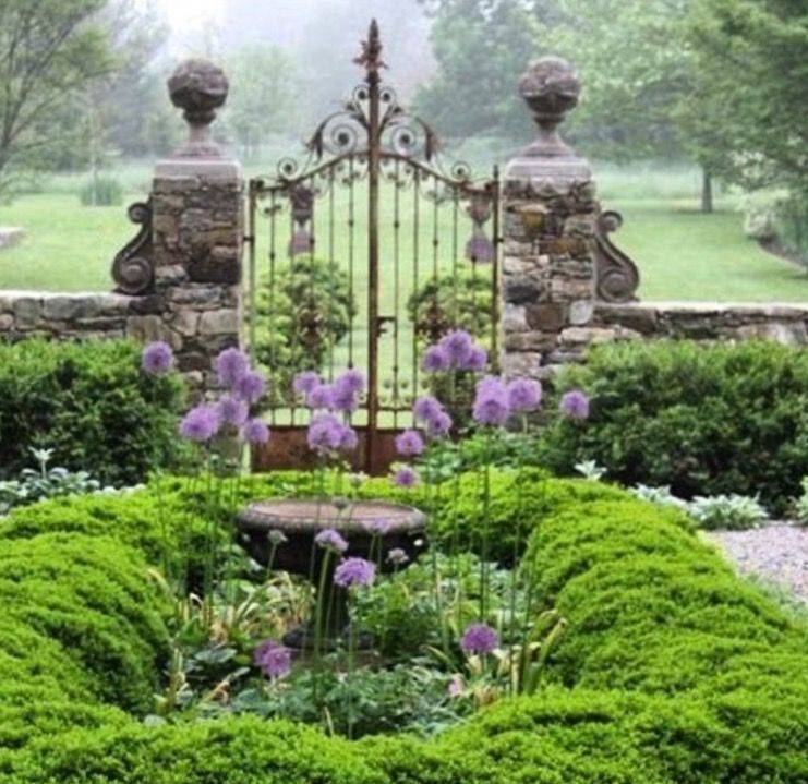 Inspiring Rustic Garden Gates Design