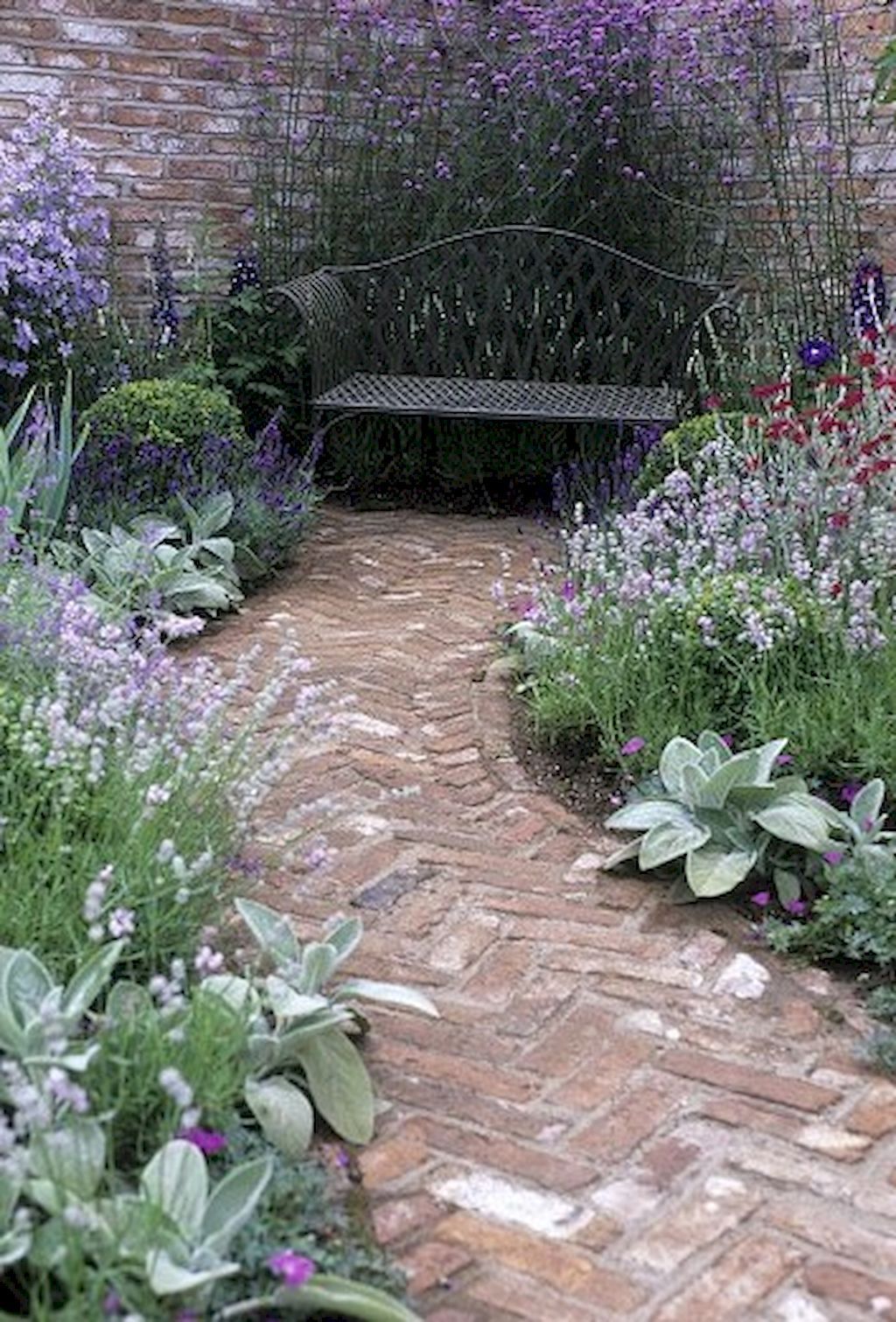 Beautiful Backyard Garden Path