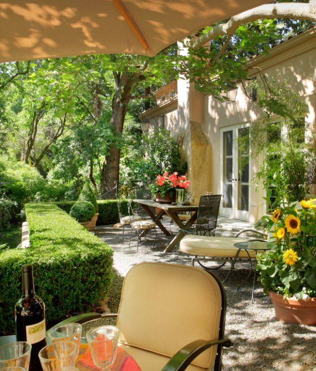 Courtyard Gardens Design