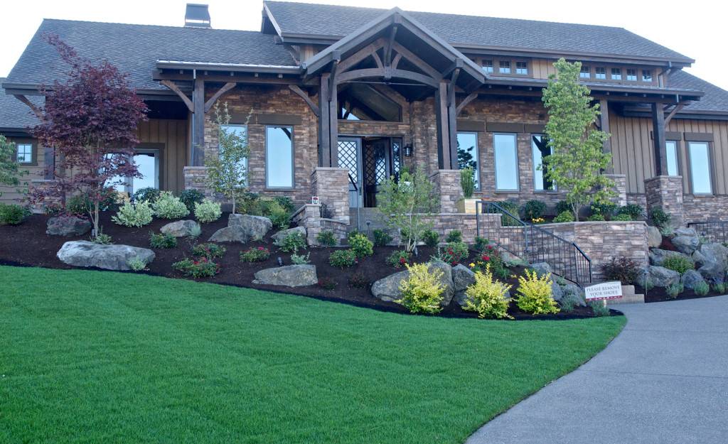 Stunning Low Maintenance Front Yard