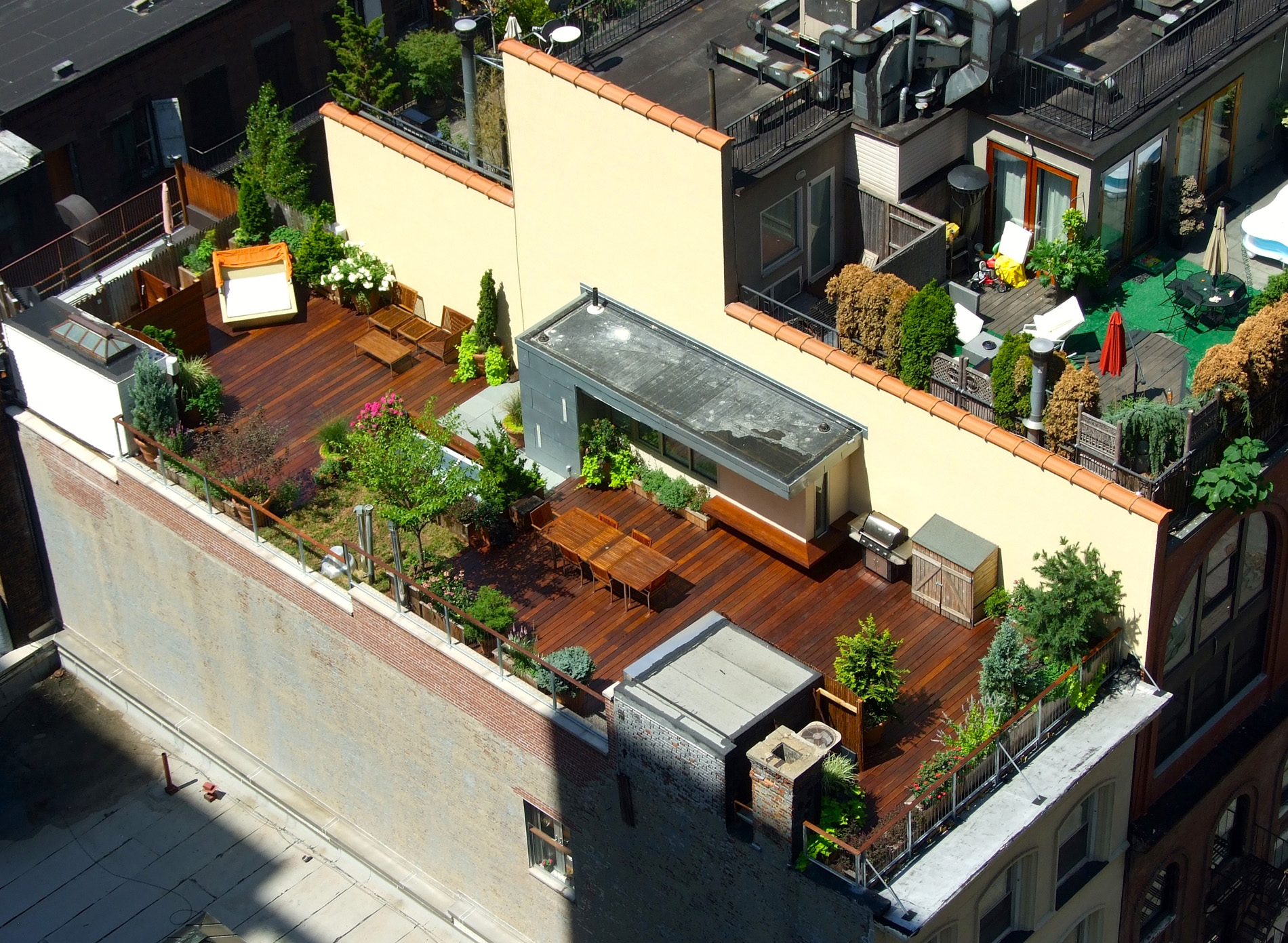 Fresh And Cool Rooftop Garden Designs Interior Vogue