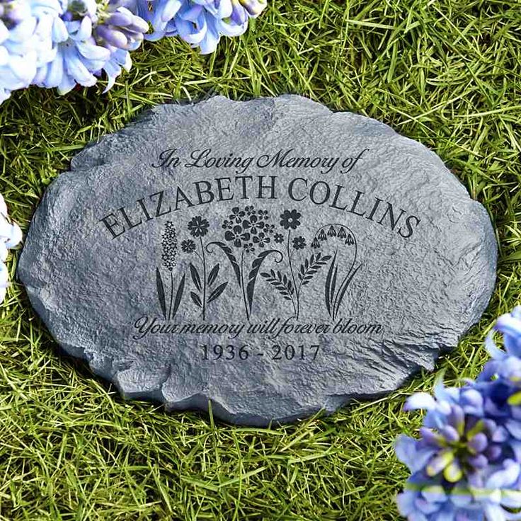 Pet Memorial Stepping Stone Personalized Garden Decor