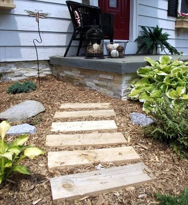 Wooden Pallet Walkwayfootpath Garden