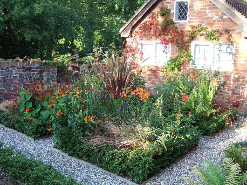Beautiful French Cottage Garden Design Ideas