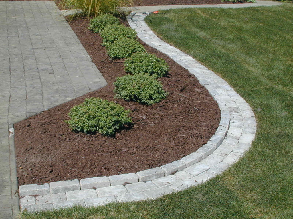 Holland Paver Garden Edge Hatfields Beach Garden Pavers