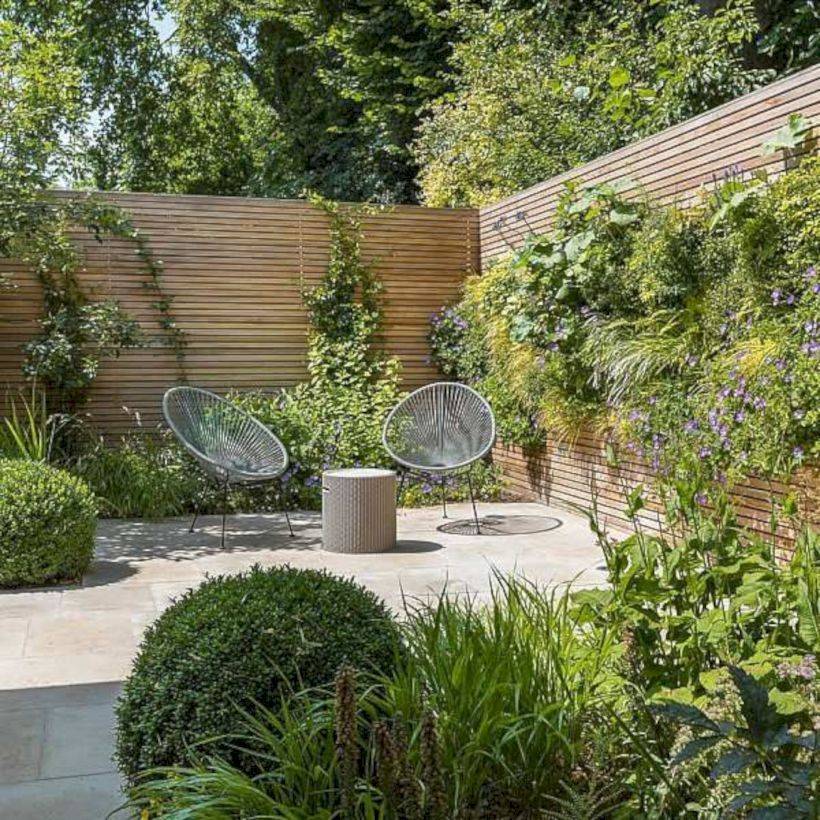 This Pictureperfect Courtyard Garden
