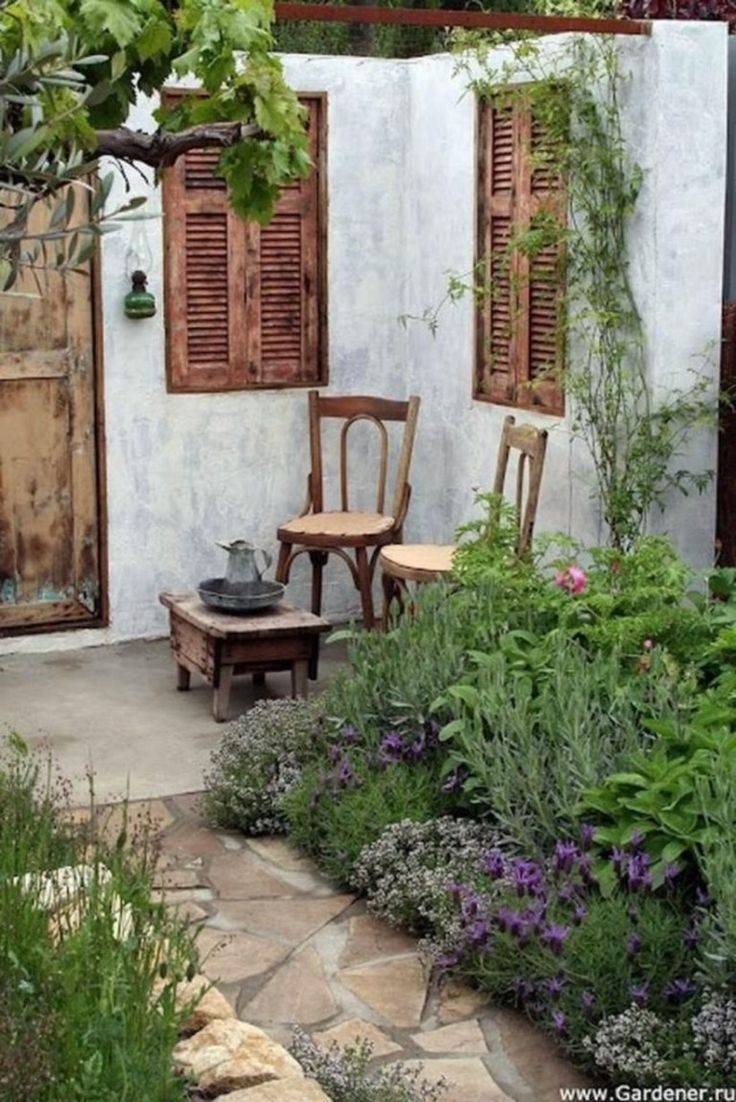 Insanely Beautiful Courtyard Garden Ideas