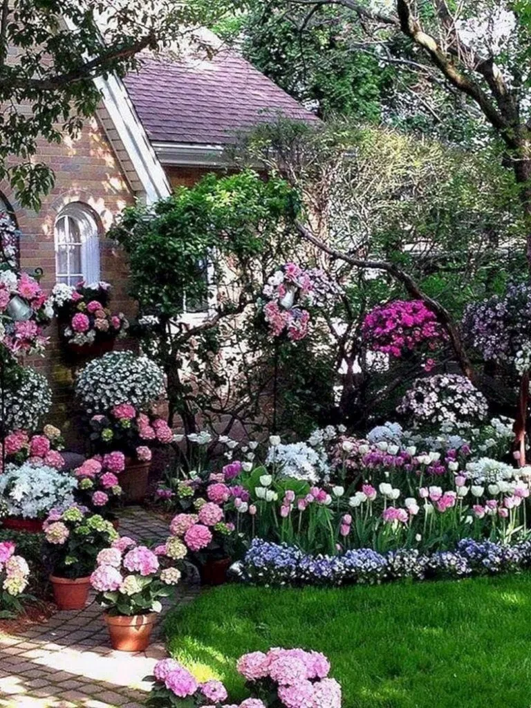 Stunning Small Flower Gardens