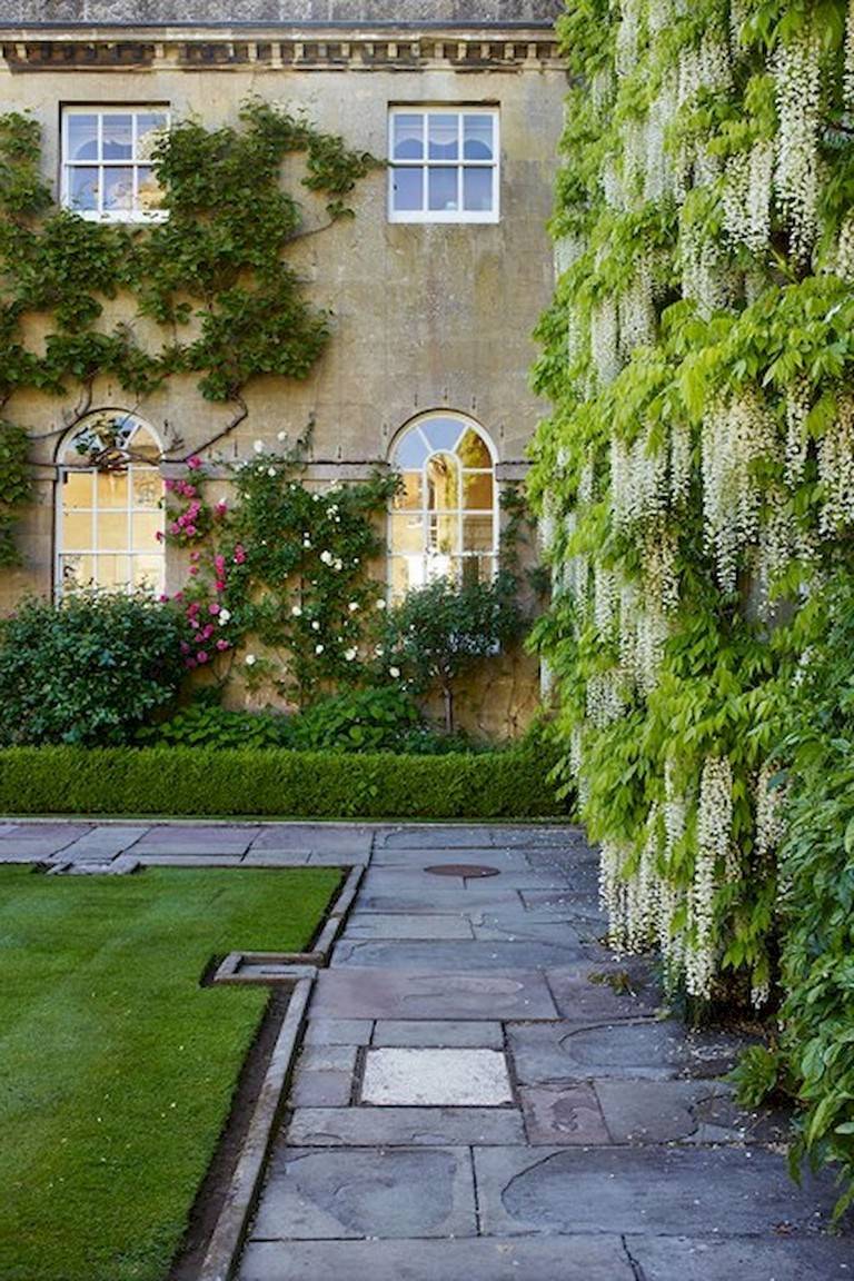 Beautiful Modern English Country Garden Design Ideas Country