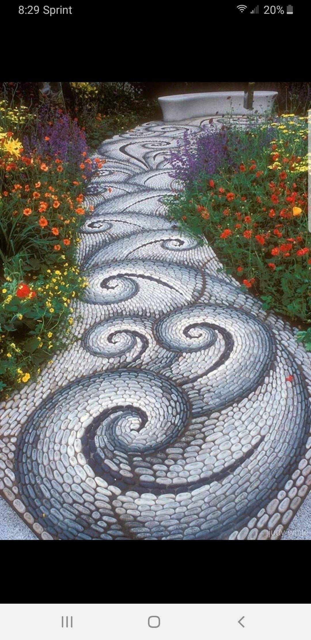 New Diy Garden Stepping Stone Ideas