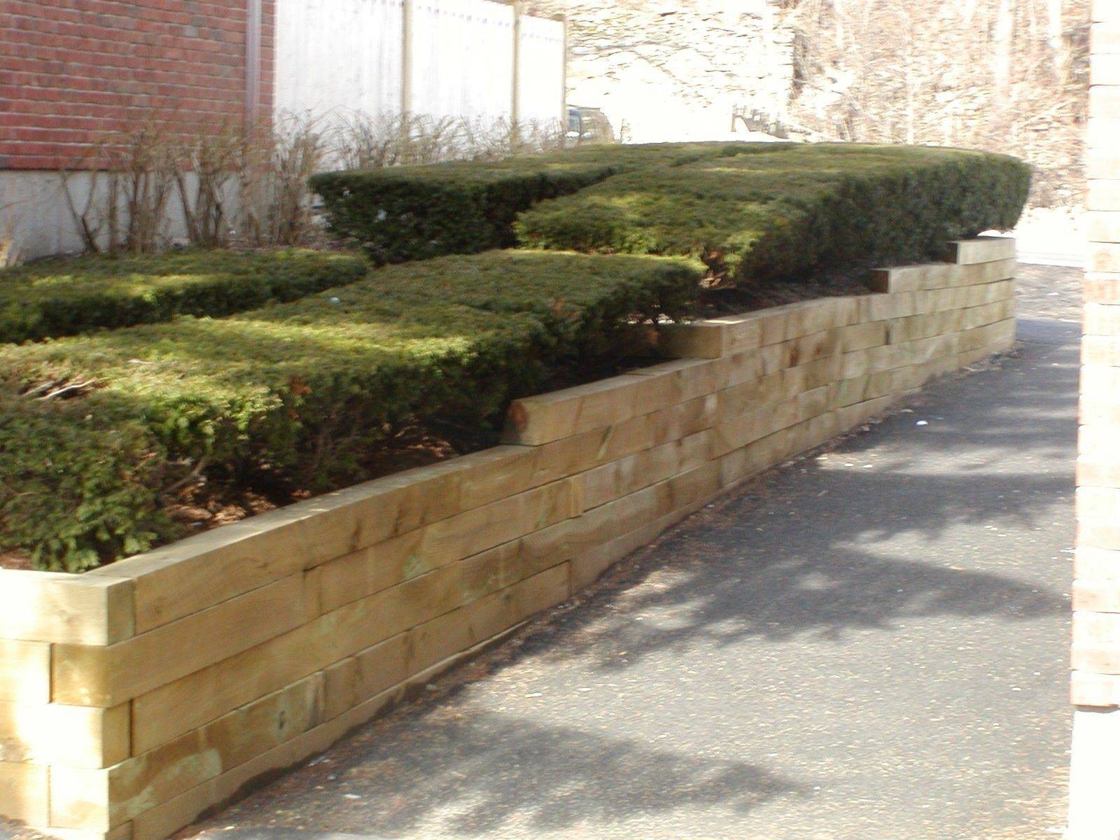Simple And Beautifull Garden Design Eweddingmagcom