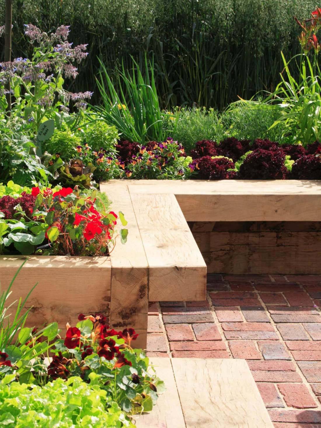 Lovable Cheap Flower Bed Edging Ideas