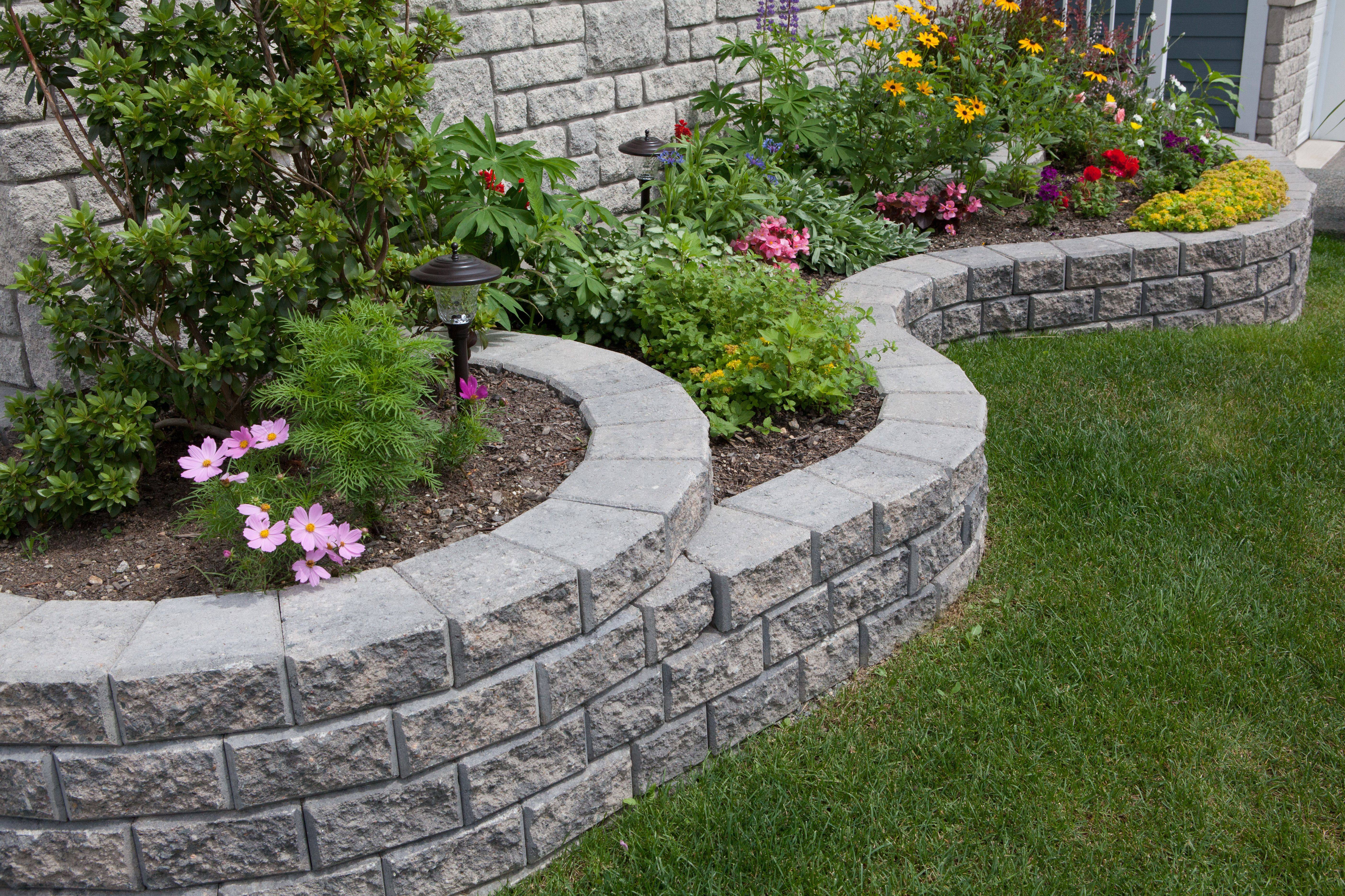 Gorgeous Stone Garden Edging Design Ideas