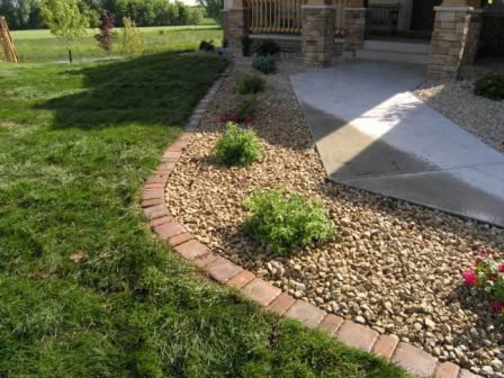 Simple And Cheap Garden Edging Ideas