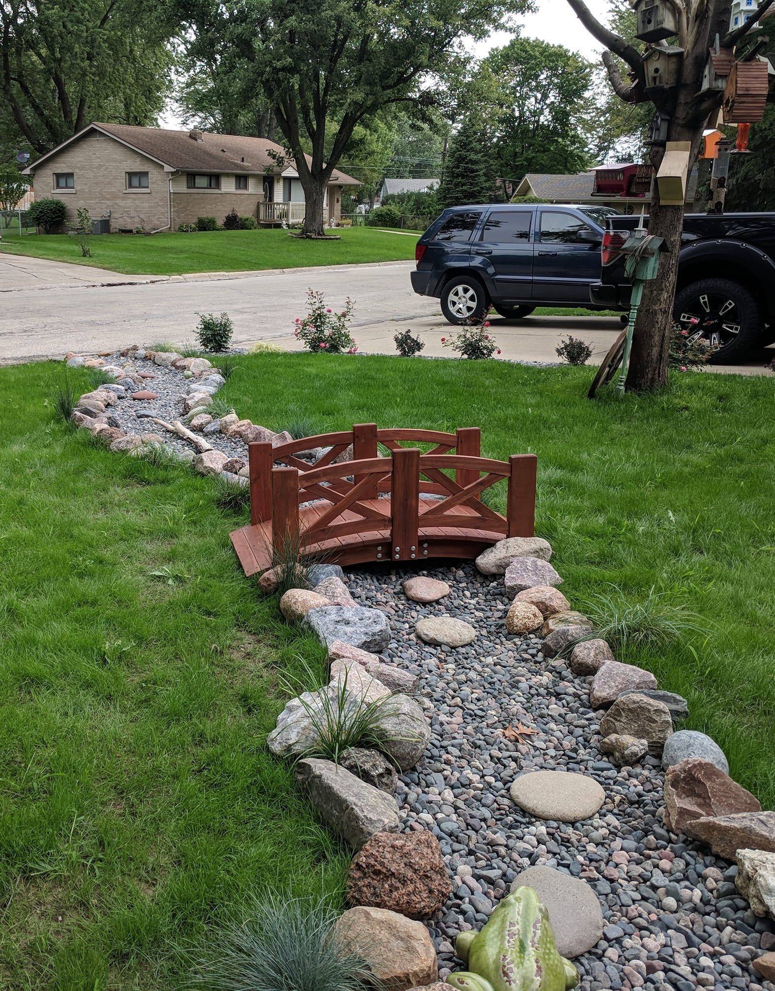 Incredibly Creative Dry Creek Bed Landscaping Ideas