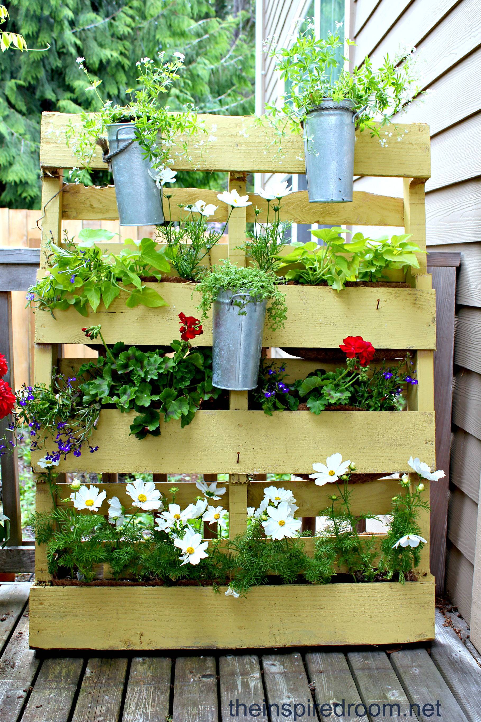 Inspiring Diy Projects Pallet Garden Design Ideas