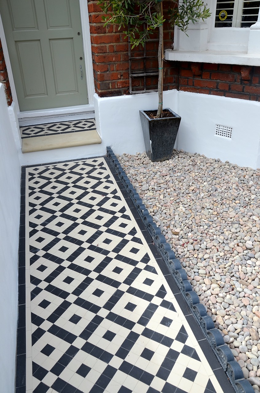 22 Garden Wall Tiles Ideas Worth a Look SharonSable