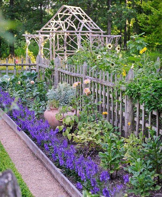 Beautiful Small Cottage Garden Design Ideas