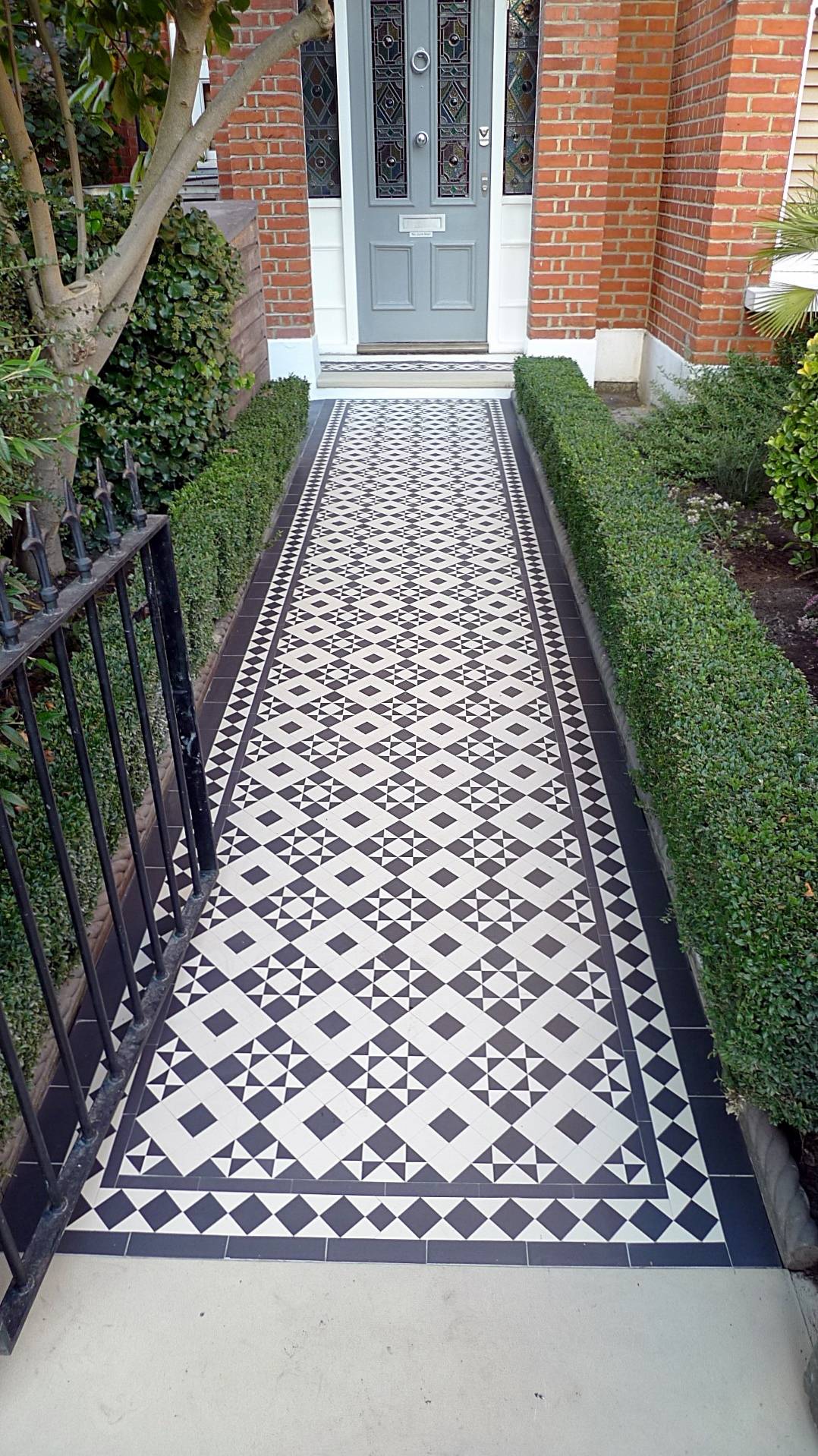 Victorian And Edwardian Mosaic Tile Path London London Garden Design