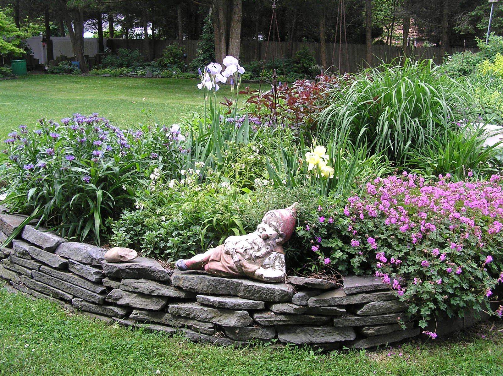 Brown Slate Flower Bed Sammamish Job