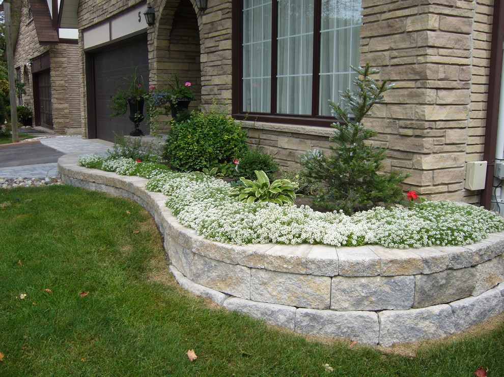 A Retaining Wall Atlantic Maintenance Group