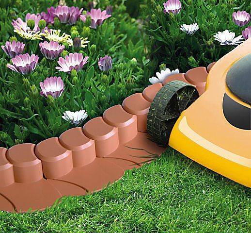 X Cobbled Stone Effect Garden Edging Plastic