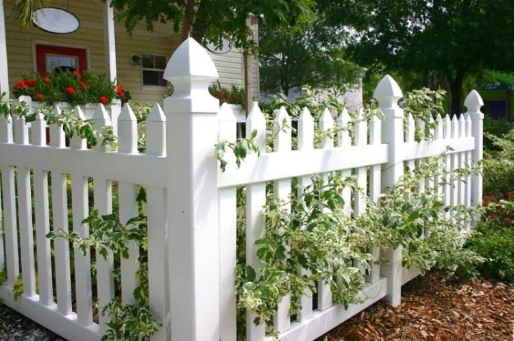 Stunning Landscape Fence Edging Home