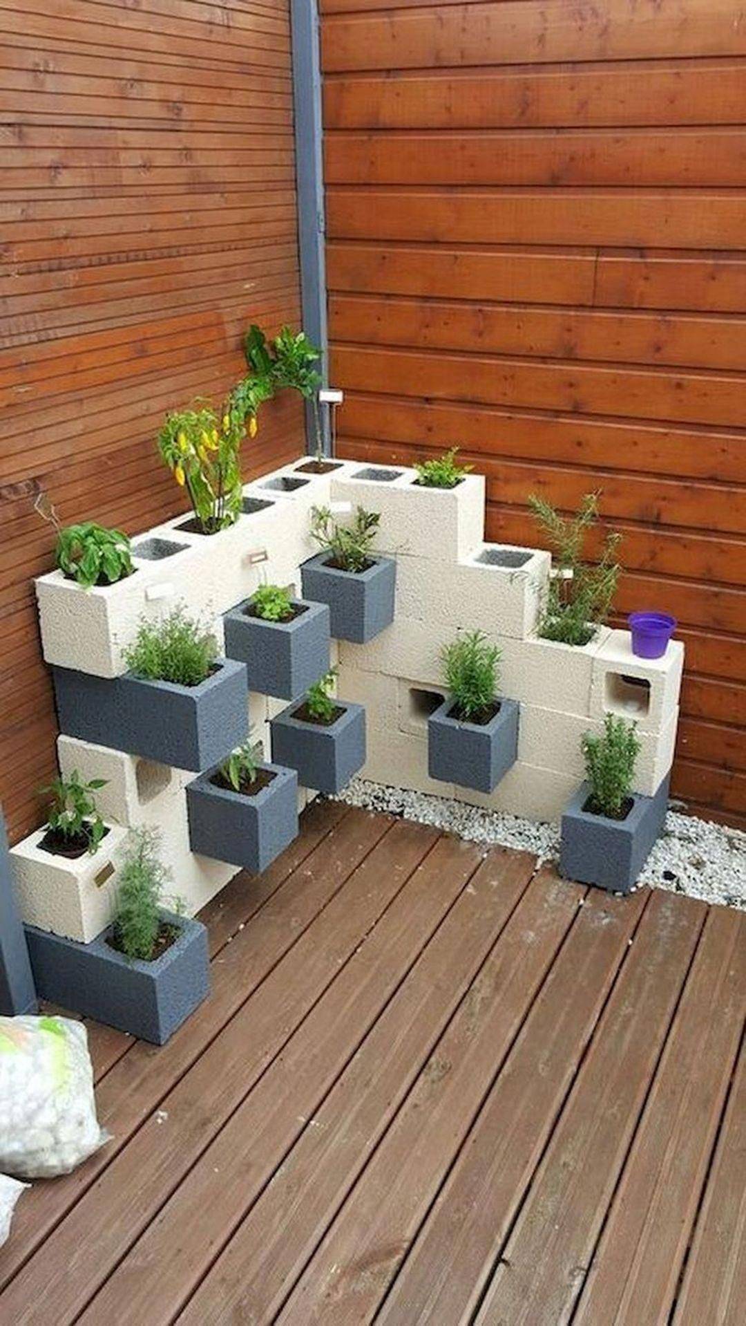 Decoratoo Cinder Block Garden