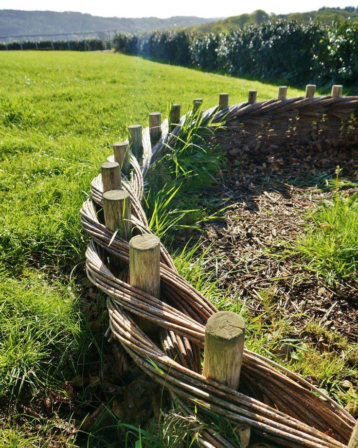Rustic Garden Fence Diy Garden Fence