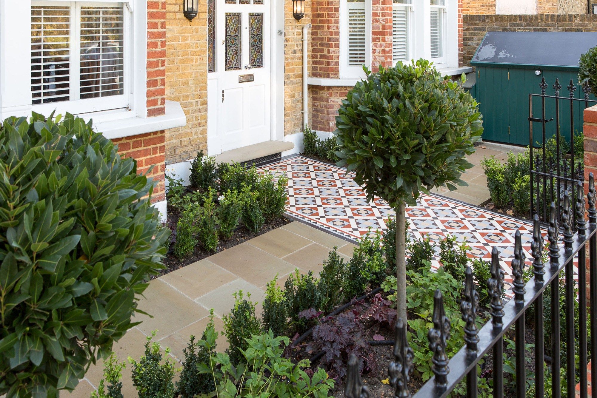 Driveway Garden Design London