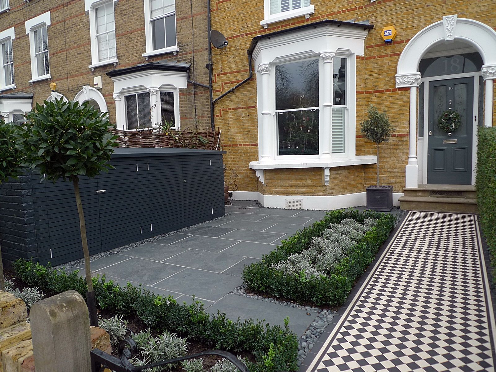 West London Front Garden Belderbos