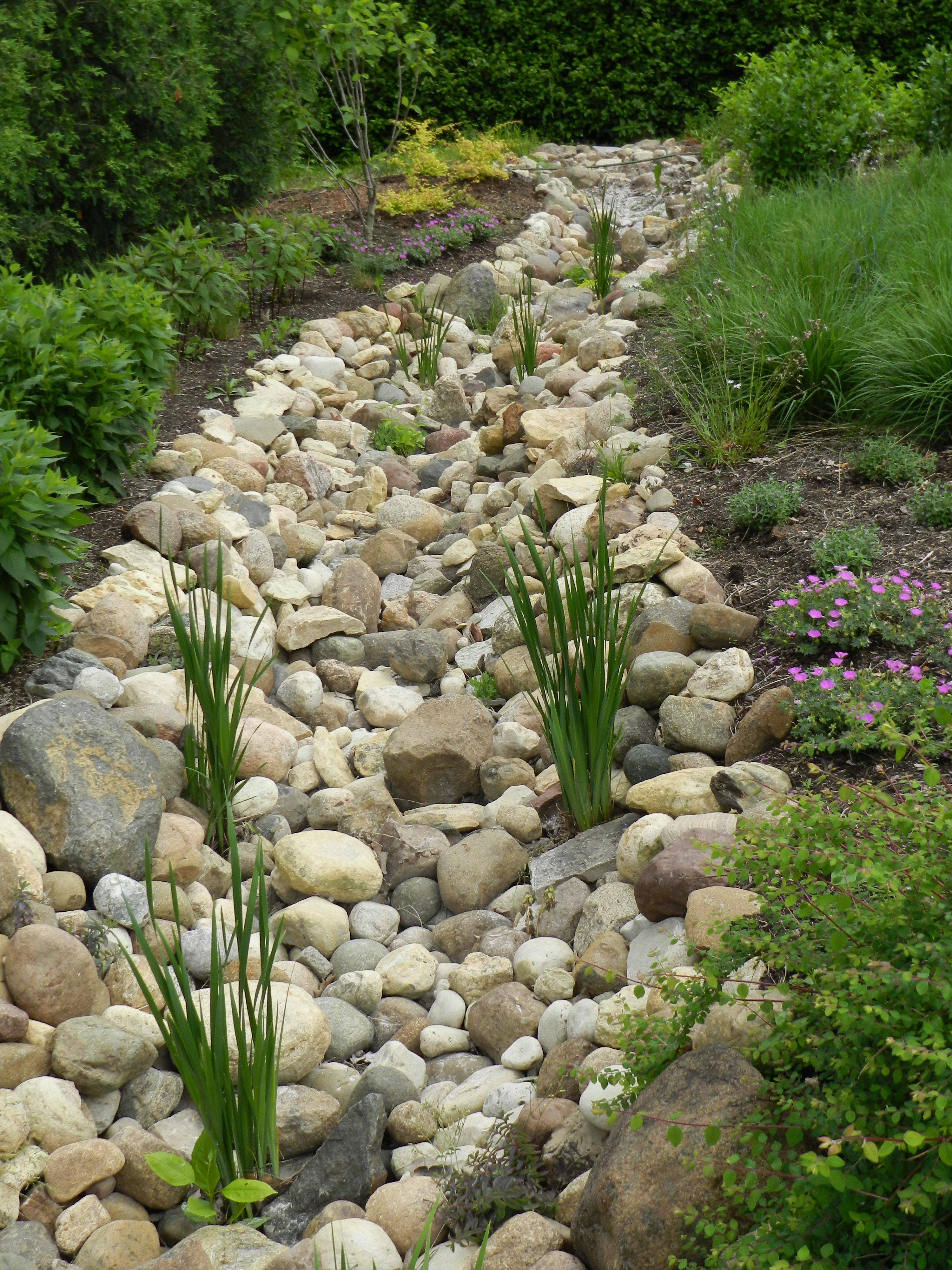 Sponge City River Rock Landscaping