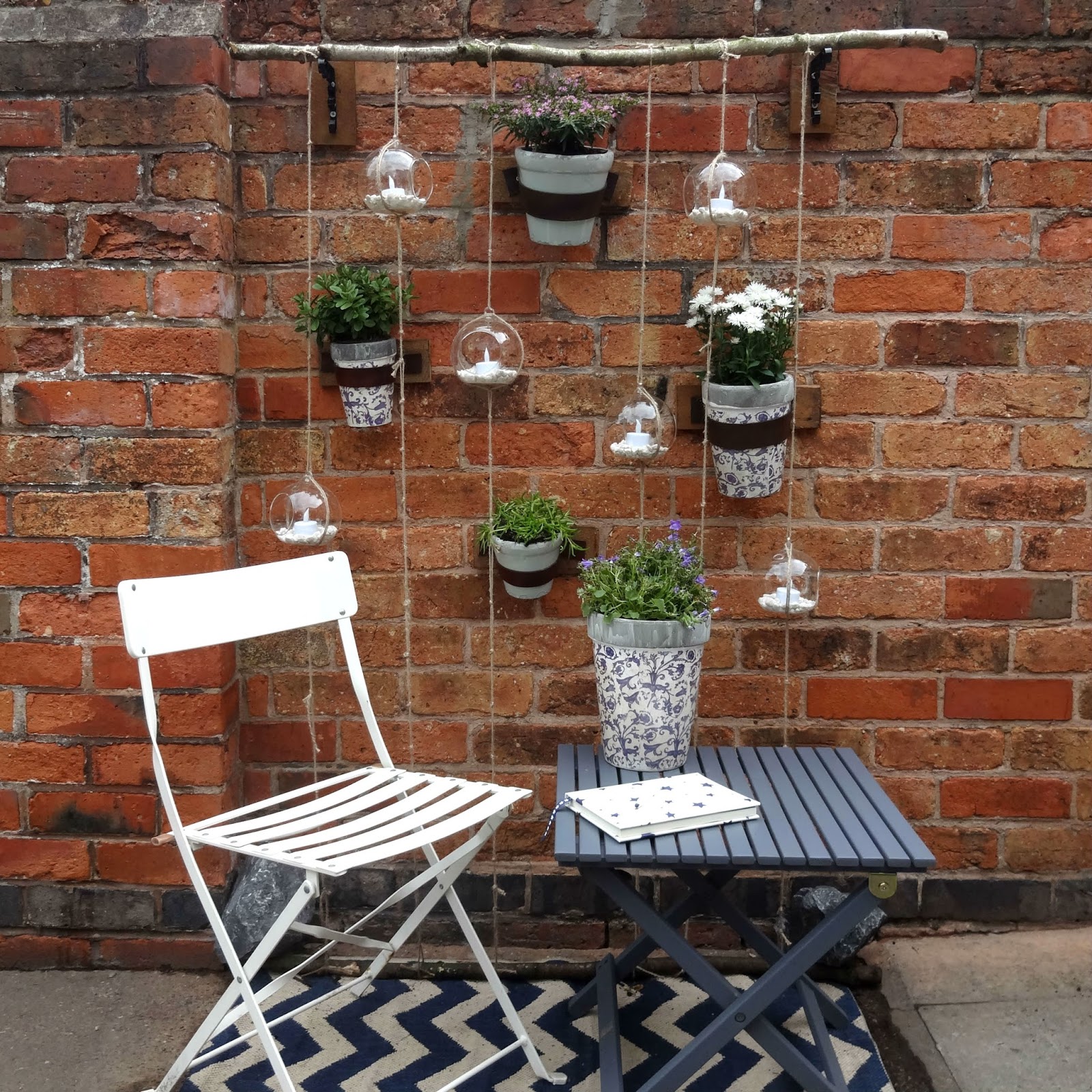 Impressive Diy Herb Wall Ideas