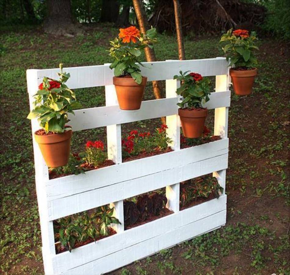 Innovative Diy Pallet Vertical Garden Ideas