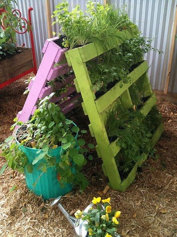 Recycled Vertical Herb Garden