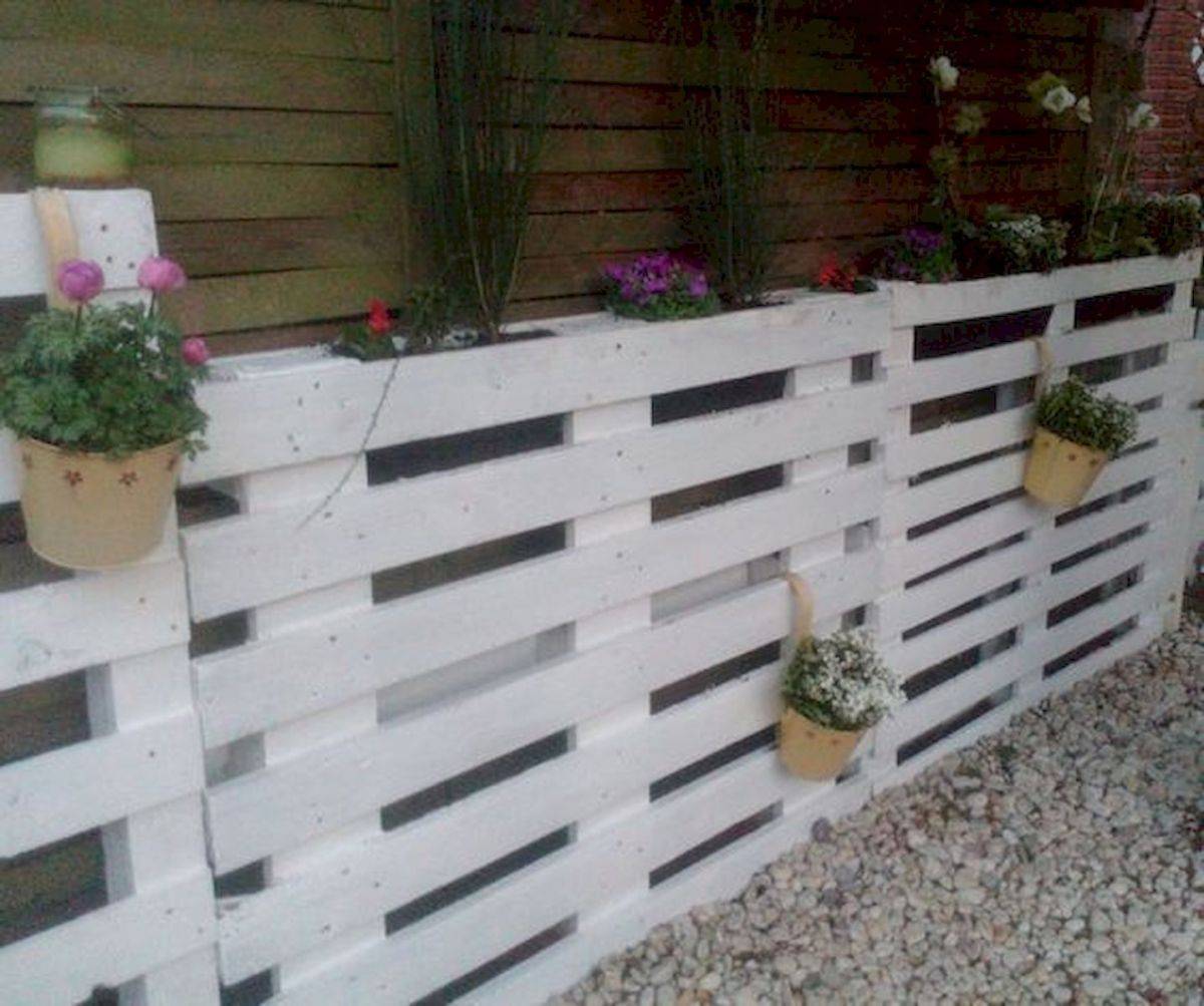 Awesome Diy Fence Garden Design
