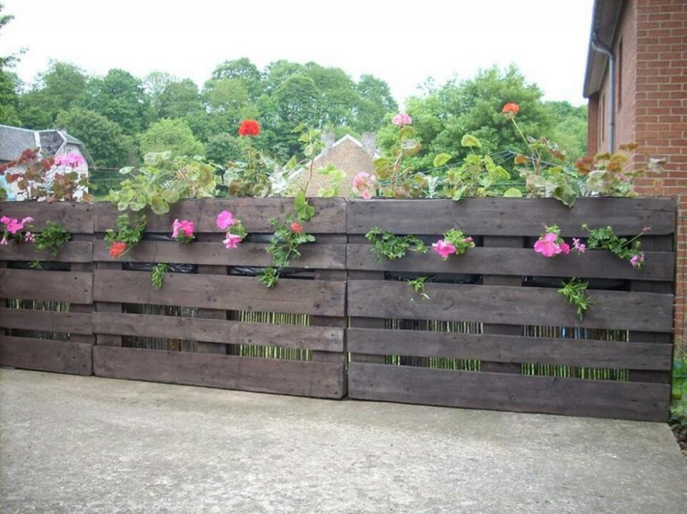 Awesome Diy Fence Garden Design