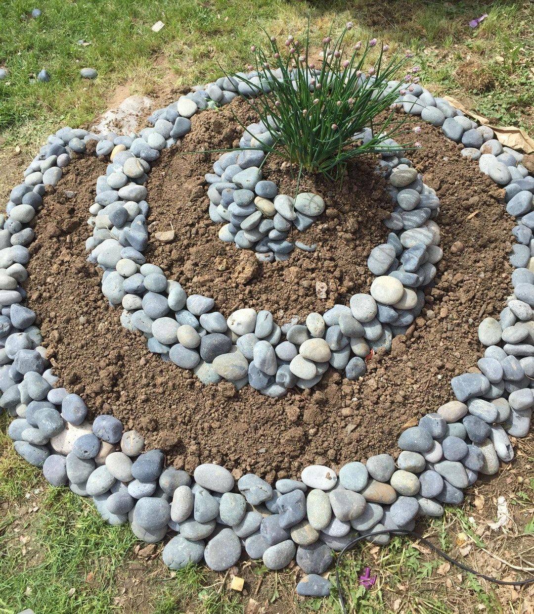 Easy Herb Spiral Garden Design Ideas