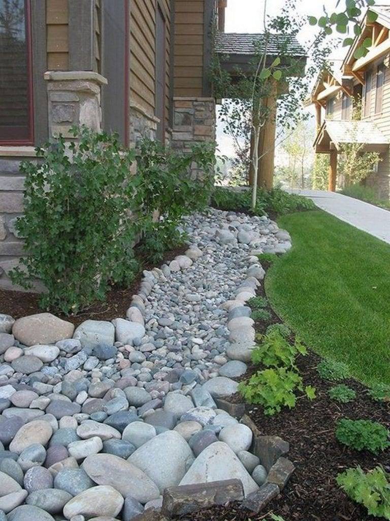 Beautiful Dry River Backyard Landscaping Ideas